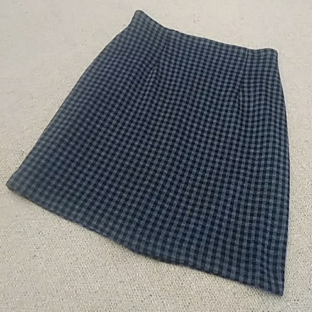 EUC Blue & Black Checkered Skirt